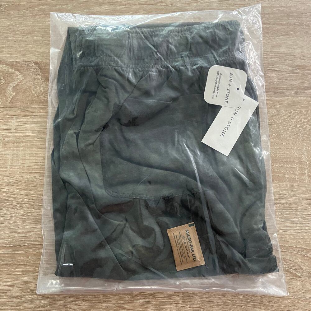 Sun + Stone Men's Large Joggers Green Tie Dye Drawstring Button Fly 3-Pocket NEW